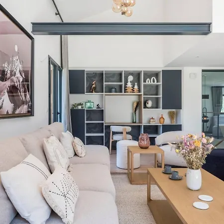 Bossonge - Nordic Bath - 4 Bedrooms - By Cozee Chalet *